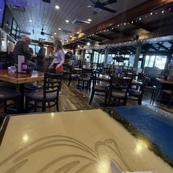 Hooters - Dining/Bar area