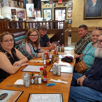 Cupboard Restaurant - Southern Near Me - Memphis, Tennessee