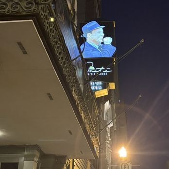 Sinatra Bar & Lounge - Italian Near Me - Nashville, Tennessee Sinatra Bar & Lounge - Italian Near Me - Nashville, Tennessee