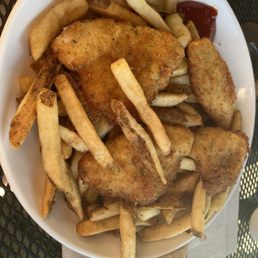 Sunnies & Chips