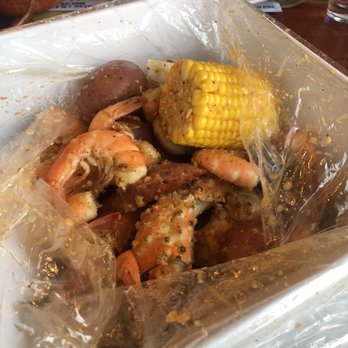 King Crab House - 1/2 # shrimp and 1/2 # king crab legs boil bag - Seafood Near Me - Chicago, Illinois King Crab House - 1/2 # shrimp and 1/2 # king crab legs boil bag - Seafood Near Me - Chicago, Illinois