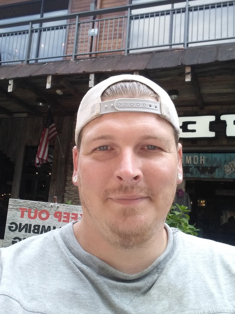 BROYHILL’S AUTO REPAIR Sevierville, Tennessee Auto Repair Phone