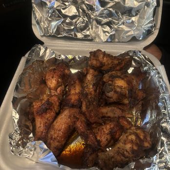 Mimi's Pizza - Chicken Wings Dings 16pc ( No dressing) - Pizza Near Me - Madison Heights, Michigan Mimi's Pizza - Chicken Wings Dings 16pc ( No dressing) - Pizza Near Me - Madison Heights, Michigan