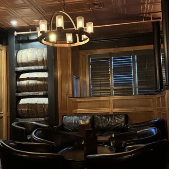The Broken Barrel - Carmel - Whiskey Bars Near Me - Carmel, Indiana