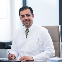 Dr. Med. Afshin Moheb - Dr. med. Afshin Moheb