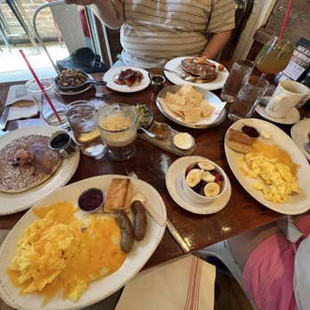 Red Dog Diner - Breakfast & Brunch Near Me - New Orleans, Louisiana Red Dog Diner - Breakfast & Brunch Near Me - New Orleans, Louisiana