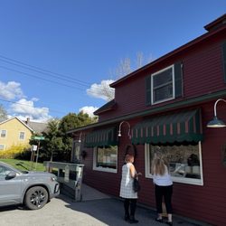 The Vermont Country Deli