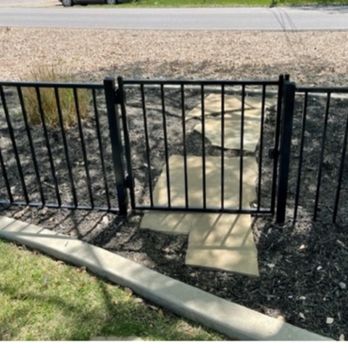 Lopez Painting and Welding - a picture of a fence - Landscaping Near Me Lopez Painting and Welding - a picture of a fence - Landscaping Near Me