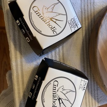 Cinnaholic - Bakeries Near Me - Gaithersburg, Maryland