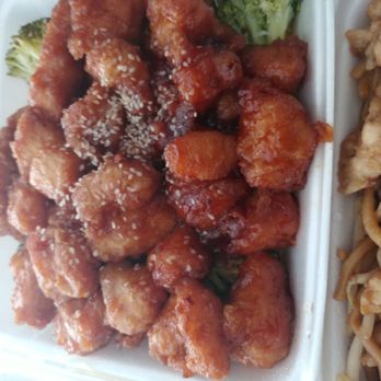 Beijing Cafe - Sesame Chicken, Chicken Chow Mein, and my pic for the Pineapple rice didn't come out. - Chinese Near Me - Rancho Cordova, California Beijing Cafe - Sesame Chicken, Chicken Chow Mein, and my pic for the Pineapple rice didn't come out. - Chinese Near Me - Rancho Cordova, California