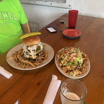 Herbie's Bar and Chowder House - Special of the day 3 x 3 Burger! - Bars Near Me - Marathon, Florida