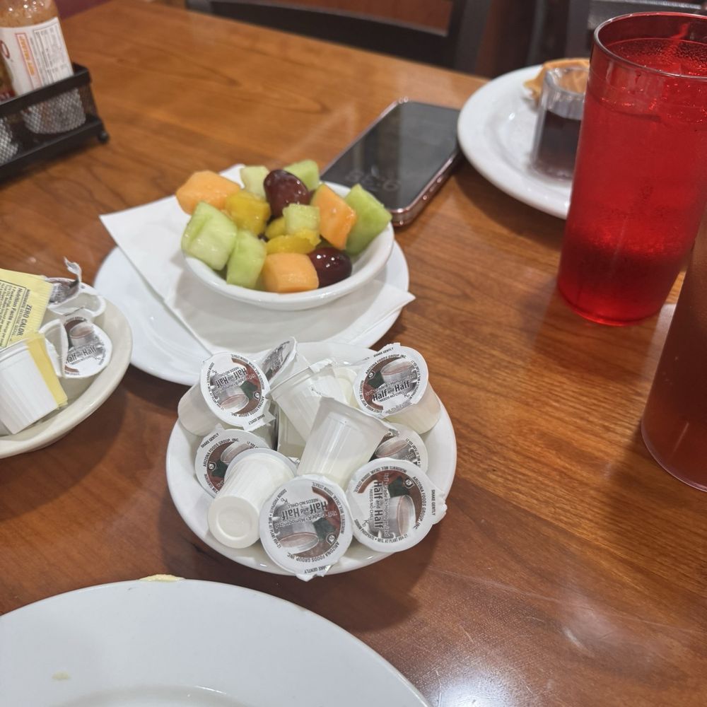 Pancake Palace - Fresh fruit - Breakfast & Brunch Near Me - North Highlands, California Pancake Palace - Fresh fruit - Breakfast & Brunch Near Me - North Highlands, California