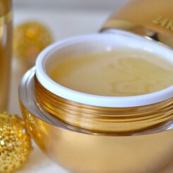 Orogold Cosmetics - My favorite daly mask, Vitamin c.