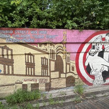 Mile of Murals - Public Art Near Me - Chicago, Illinois Mile of Murals - Public Art Near Me - Chicago, Illinois