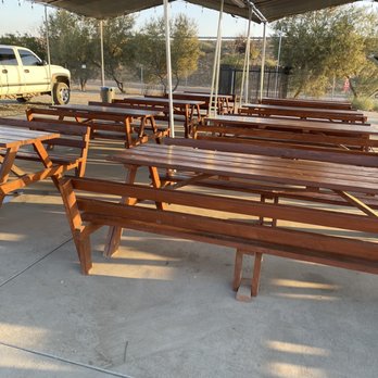 Birrierra Los Patroncitos - Outside eating - Food Trucks Near Me - Bakersfield, California Birrierra Los Patroncitos - Outside eating - Food Trucks Near Me - Bakersfield, California