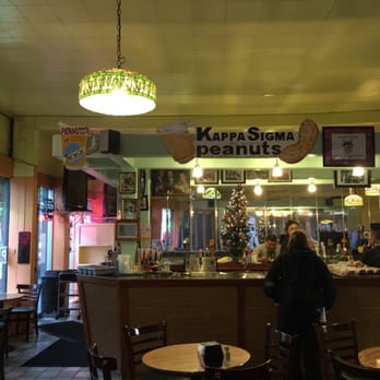 Peanuts Deluxe Cafe - Diners Near Me - San Jose, California