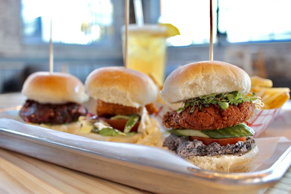 SLIDER INN DOWNTOWN 89 Photos & 60 Reviews Burgers 363 Mulberry