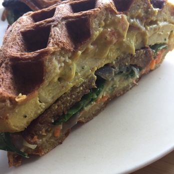 Juicy Brew - Brunch wafflewich - Vegan Near Me - Honolulu, Hawaii Juicy Brew - Brunch wafflewich - Vegan Near Me - Honolulu, Hawaii