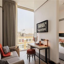 Hart Shoreditch Hotel London, Curio Collection by Hilton - Guest room
