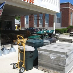 Delphi Hardware & Paint - Cement Blocks