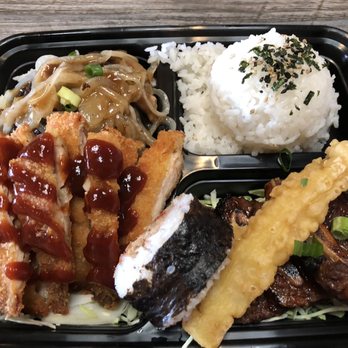 Da Kitchen Maui - Bento of the day - Hawaiian Near Me - Kihei, Hawaii Da Kitchen Maui - Bento of the day - Hawaiian Near Me - Kihei, Hawaii