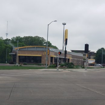McDonald's - Parking lot view of the building - Fast Food Near Me - Eau Claire, Wisconsin McDonald's - Parking lot view of the building - Fast Food Near Me - Eau Claire, Wisconsin