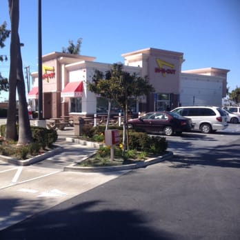 In-N-Out Burger - Outside - Burgers Near Me - Oxnard, California In-N-Out Burger - Outside - Burgers Near Me - Oxnard, California