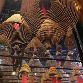 文武廟 - Hanging incense. - Landmarks & Historical Buildings Near Me - Hong Kong, HK 文武廟 - Hanging incense. - Landmarks & Historical Buildings Near Me - Hong Kong, HK