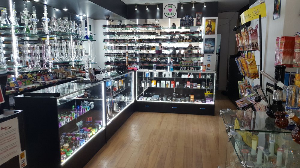 Smoker’s Corner 12 Photos Head Shops 330 10Th Street Nw, Calgary