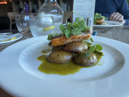 Mercure Cardiff Holland House Hotel & Spa by null