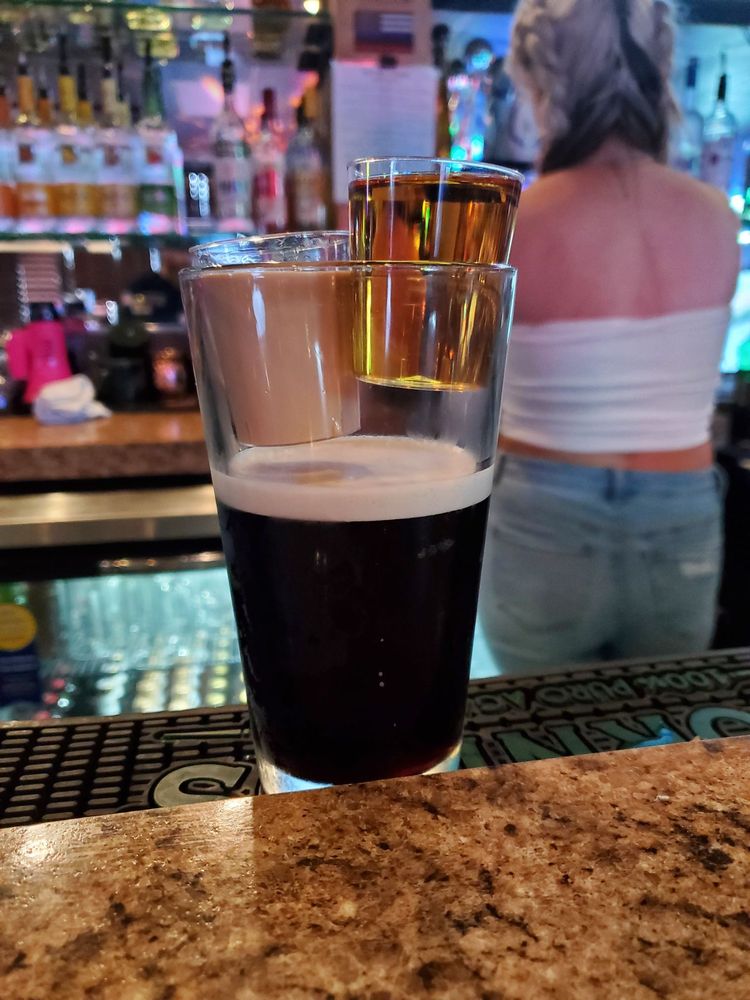 TOP DOG TAVERN 43 Photos & 71 Reviews 12131 14th St, Yucaipa, California Sports Bars