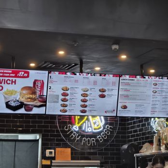 bb.q Chicken - Interior of bb.q Chicken near Tanger Mall in Pooler Ga - Chicken Shop Near Me - Pooler, Georgia bb.q Chicken - Interior of bb.q Chicken near Tanger Mall in Pooler Ga - Chicken Shop Near Me - Pooler, Georgia