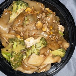 My Thai - Pad see ew (no protein)