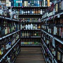 Manville Liquors