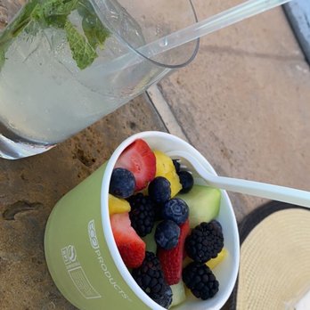 Mokara Hotel and Spa - Drinks & fruit - Hotels Near Me - San Antonio, Texas Mokara Hotel and Spa - Drinks & fruit - Hotels Near Me - San Antonio, Texas