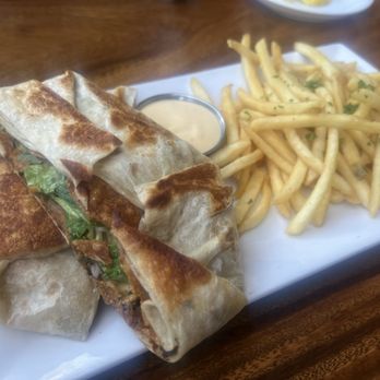 Ocado Restaurant - Nacho Beef Crunchwrap - Vegan Near Me - Sherman Oaks, California