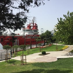 Cemil Topuzlu Parkı