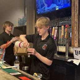 bartender paul making drinks