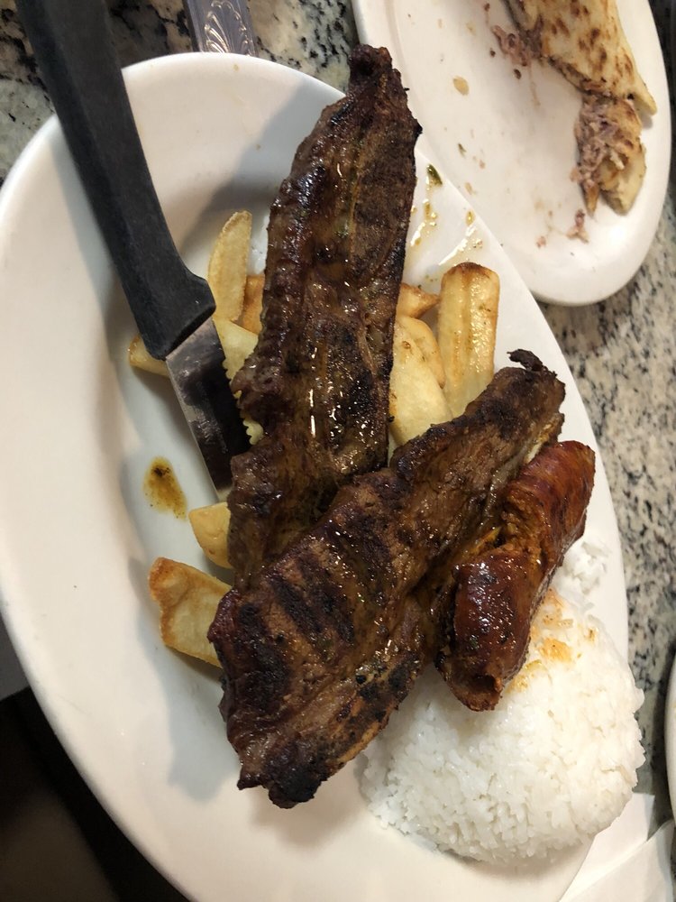 BETTY’S GRILL 89 Photos & 68 Reviews Spanish 46950 Community Plz