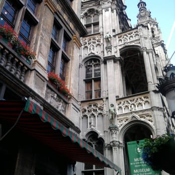 Hôtel Saint-Nicolas - Hotels Near Me - Brussels, BRU