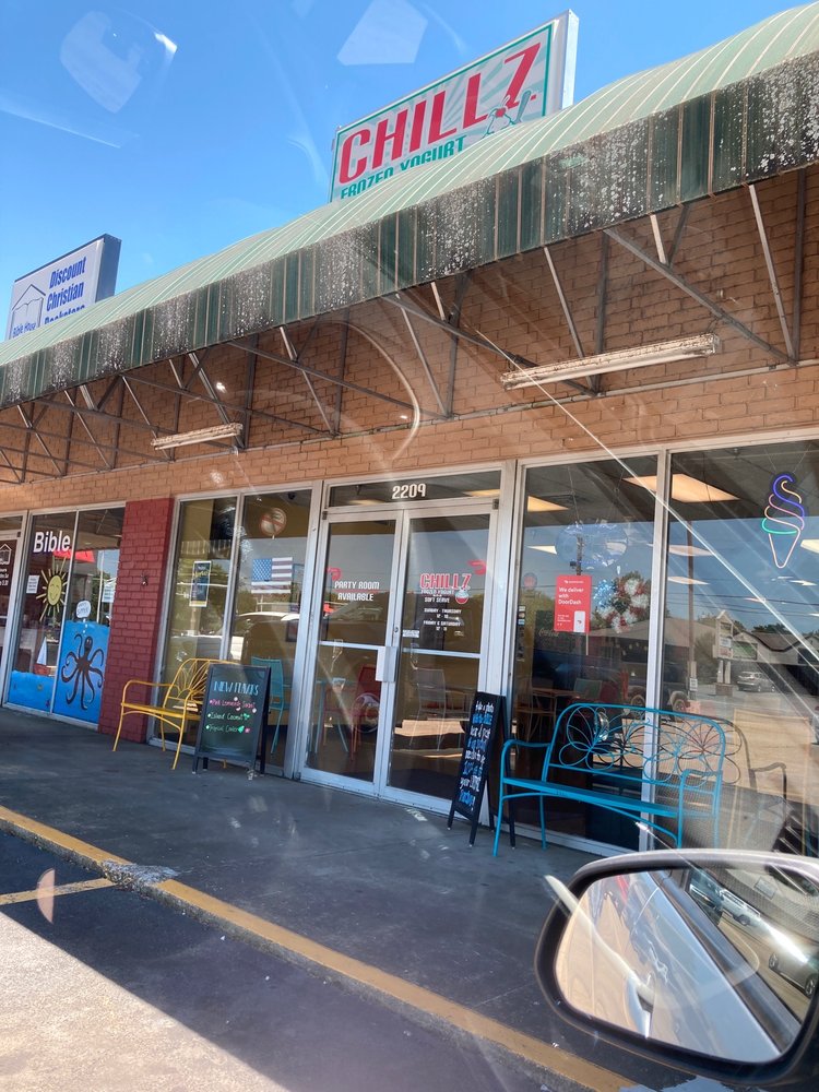 CHILLZ FROZEN YOGURT & SOFT SERVE Updated October 2024 2209 W Beebe