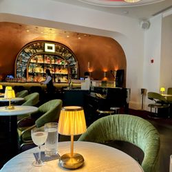 Order of the Ace - The vibe