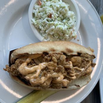 Hull's Seafood - Oyster Po Boy - Seafood Near Me - Ormond Beach, Florida