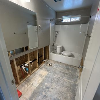 Arizona Prestige Flooring - Bathroom to be renovated - Flooring Near Me