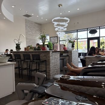 10 Nails Bar - Fancy chairs and free adult beverages with service - Waxing Near Me - Vancouver, Washington 10 Nails Bar - Fancy chairs and free adult beverages with service - Waxing Near Me - Vancouver, Washington