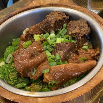 Fun Station - Beef Flank and Tendon Bucket Rice - Noodles Near Me - Honolulu, Hawaii Fun Station - Beef Flank and Tendon Bucket Rice - Noodles Near Me - Honolulu, Hawaii