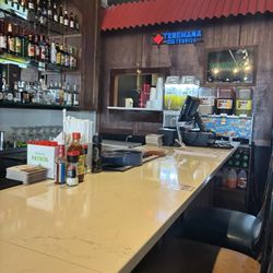 Mi Casita Mexican Grill - Bar area