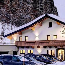 Bike & Snow Hotel-Restaurant Lederer - Skiurlaub direkt an der Piste in Mühlbach am Hochkönig
