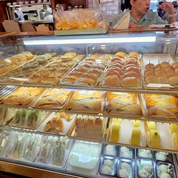 Versailles Bakery - Delicious pastries - Bakeries Near Me - Miami, Florida