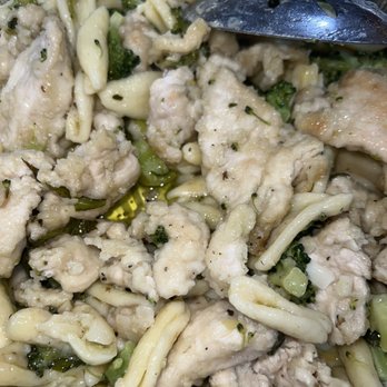 Amici's Restaurant - Cavatelli with chicken and broccoli - Pizza Near Me - Maywood, New Jersey Amici's Restaurant - Cavatelli with chicken and broccoli - Pizza Near Me - Maywood, New Jersey
